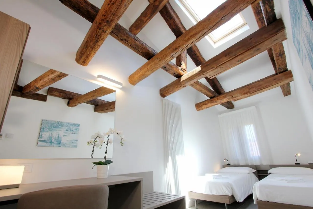 Residence Degli Artisti Venedig 0*,  Italien