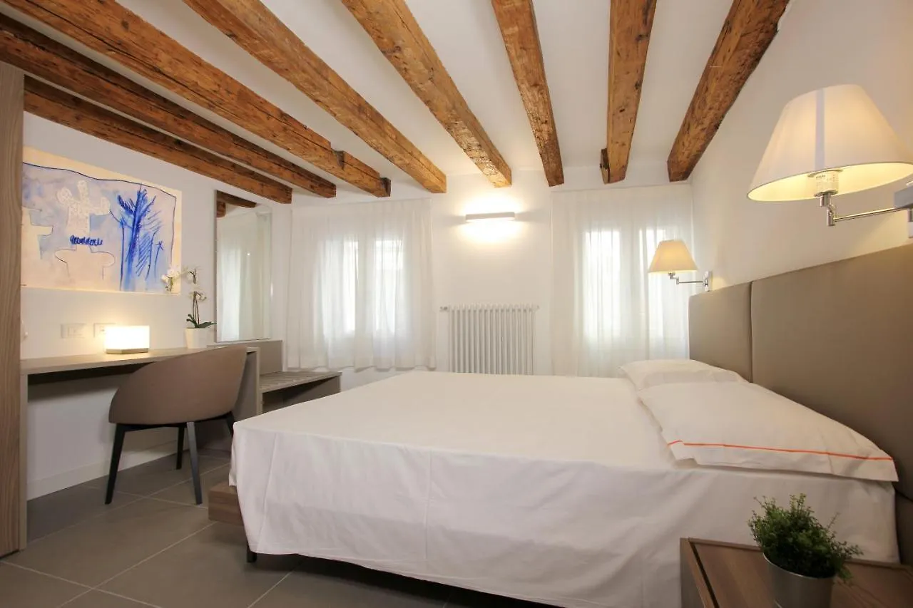 Apartment Residence Degli Artisti Venedig Italien