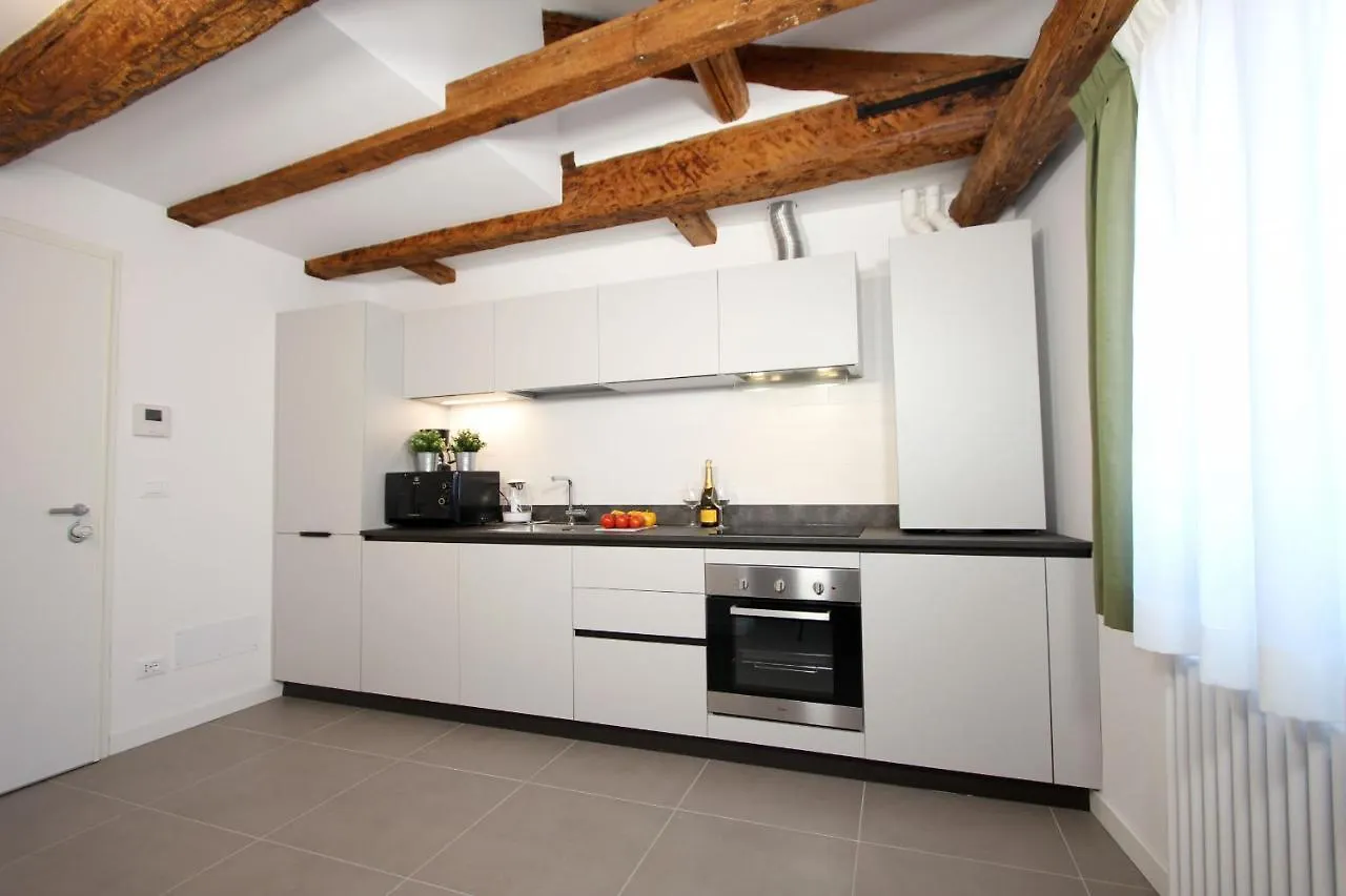 Residence Degli Artisti Venedig 0*,